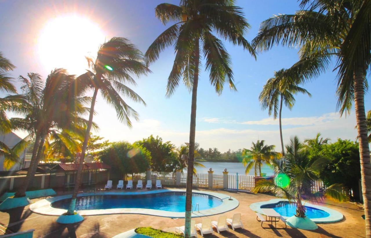 Hotel Gran Palmeiras Playa Chachalacas Екстериор снимка